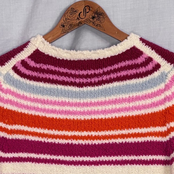 Gap Multi-Colored Pink, Purple, Blue, Orange & White Stripe Fuzzy Sweater in XXL - Picture 7 of 12